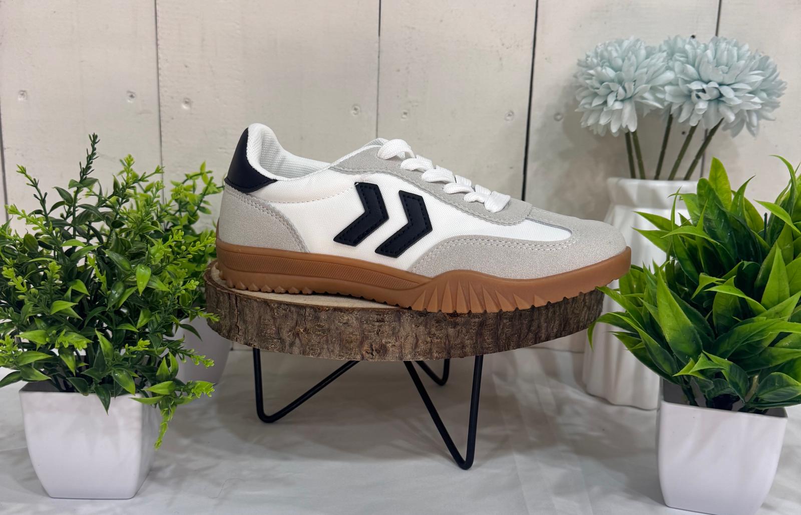 Deportiva New Convers